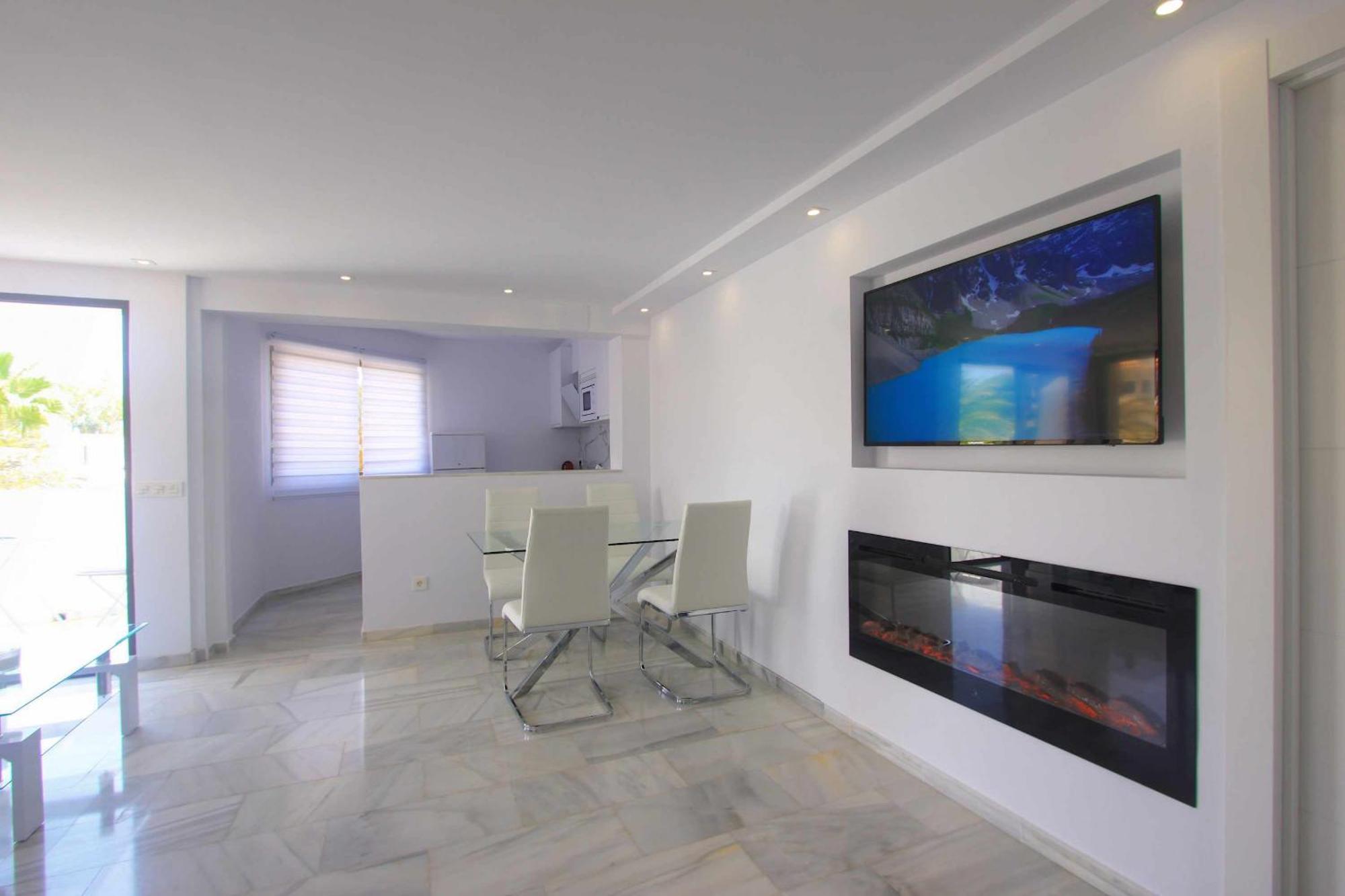 1108 Beachfront 2 Apartments With Roofterrace 80Mtrgt Beach 3 Pools Marbella Exterior photo