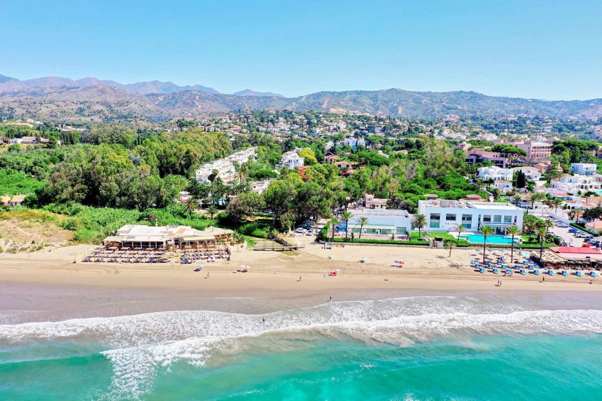 1108 Beachfront 2 Apartments With Roofterrace 80Mtrgt Beach 3 Pools Marbella Exterior photo